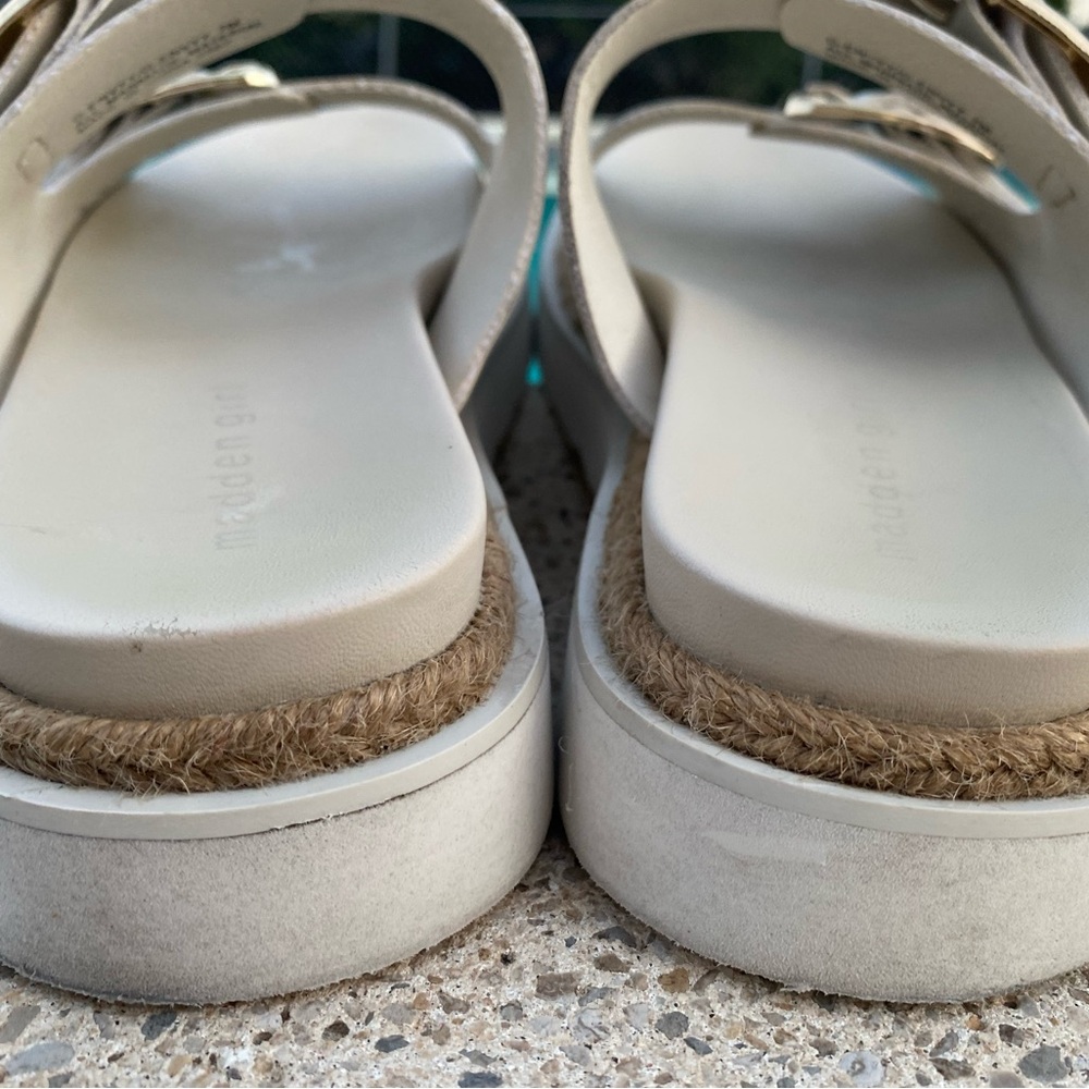 *SOLD* Madden Girl Mythical Platform Sandals Color-Bone (Ivory) with Gold Size 7 - Picture 6 of 14